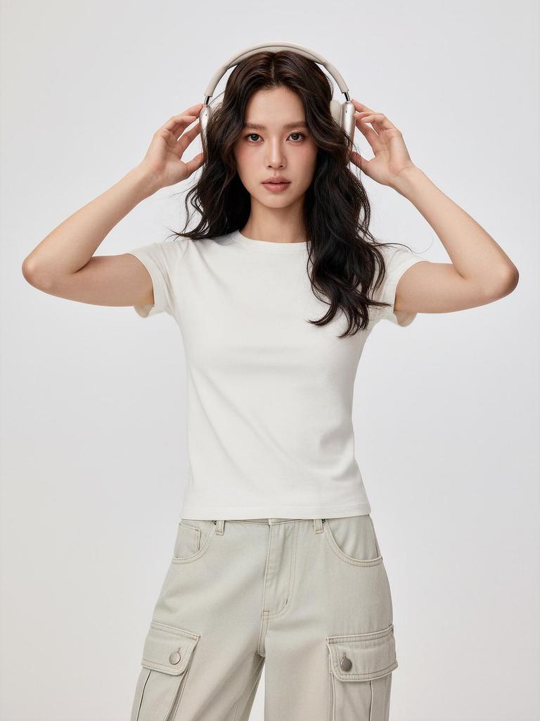 Women's Straight Shoulder Slim Fit T-Shirt - Short Sleeve, Versatile Summer Top
