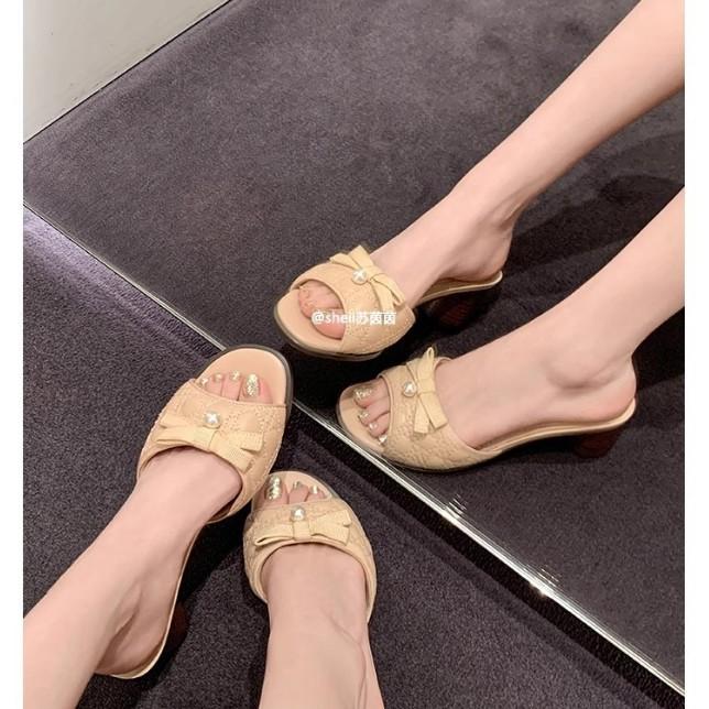 Su Yinyin's Same Pearl Bow Thick High-heeled One-word Slippers Women's Summer Round Head Embroidery Thread Versatile Open-toed Cool Slippers