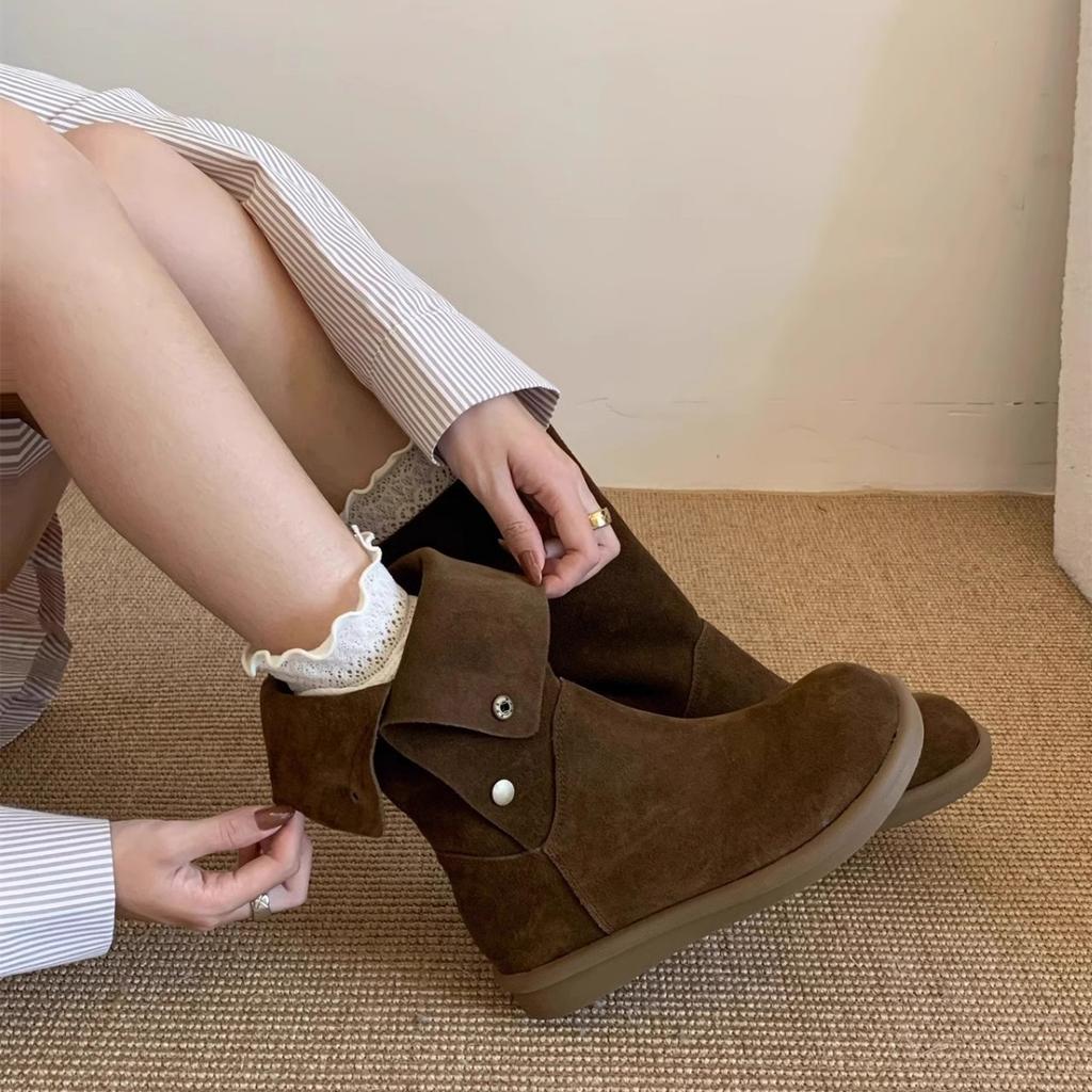 Soft leather platform version~ retro short Martin boots for women in autumn and winter, matte button stacking boots with skirt boots