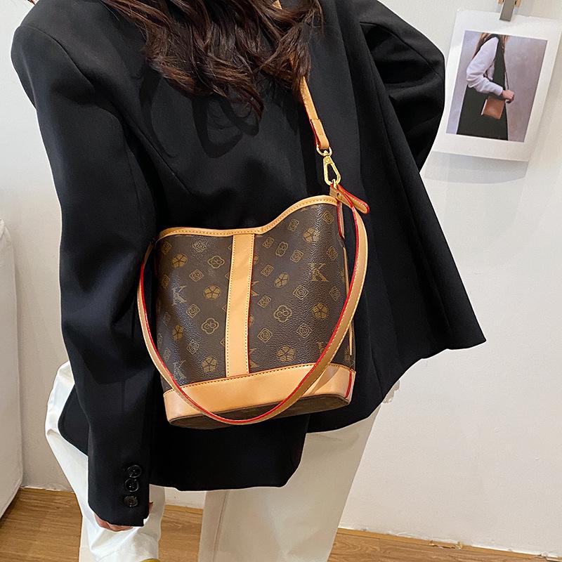 2025 High-End Mother-Daughter Crossbody Bucket Bag - Autumn Fashion