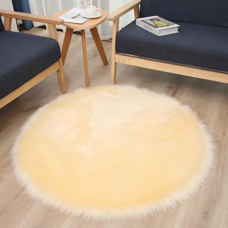 Round Long Pile Faux Wool Carpet for Living Room or Bedroom