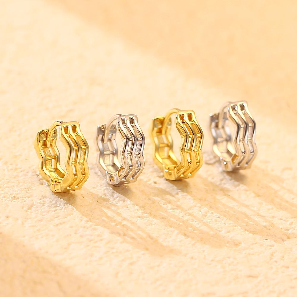 S925 Silver Wavy Cross Stud Earrings: Elegant, Versatile Design for Women