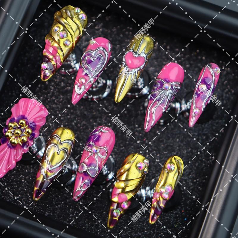 Y2K Pink Gold Press-On Nails With 3D Heart Rhinestone Metallic Line Design Women - Sweet Edgy Style Long Stiletto Shape