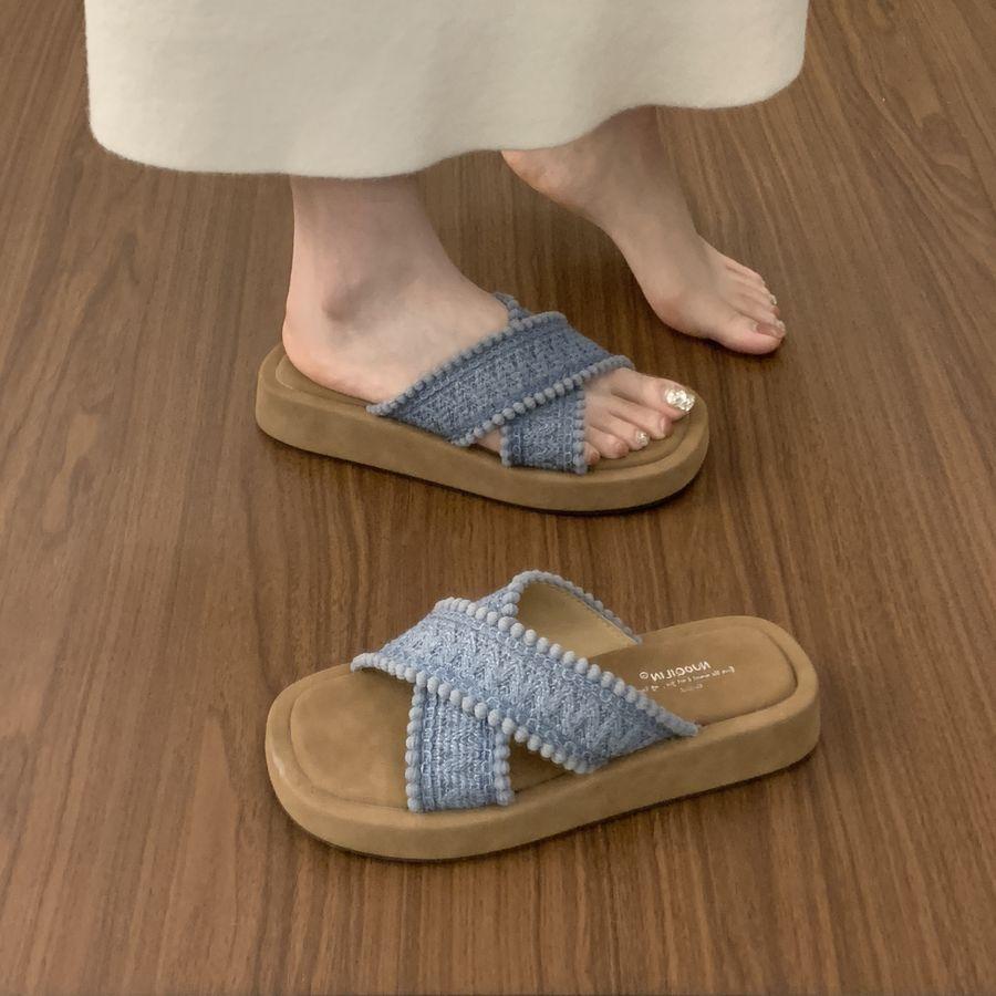 Thick-bottomed woven cross-strapped open-toed slippers women's summer outer wear seaside vacation yellow beach cool slippers children