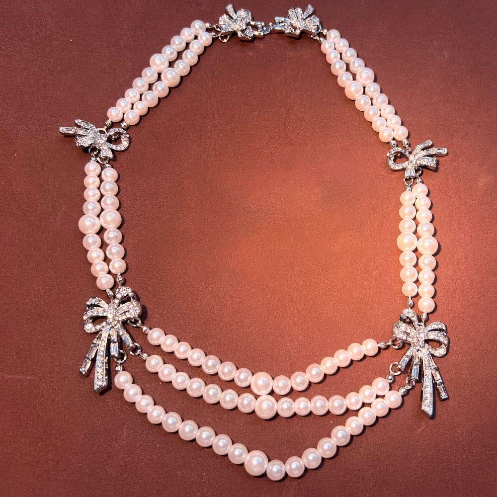 Vintage Multi-layer Chain Elegant Bow Collarbone Chain Fashion Imitation Pearl Necklace  Gift