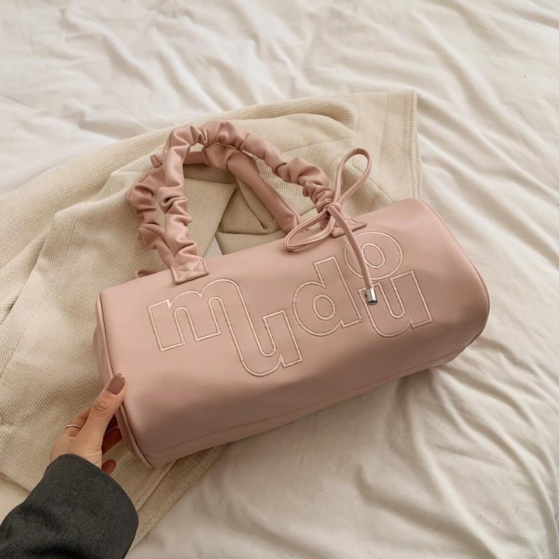 IELGY Korean version of light and foreign pink handbag, fashionable and versatile embroidered pillow bag, single shoulder and underarm women's bag.