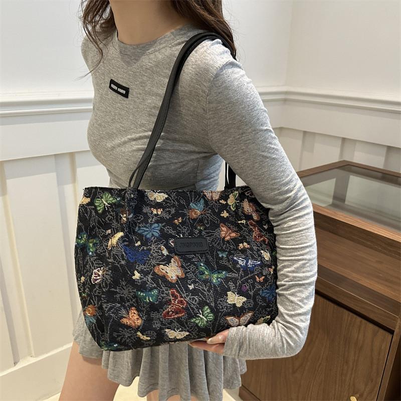 Chic 2024 New Black And White Canvas Tote Bag With Zipper For Daily Use