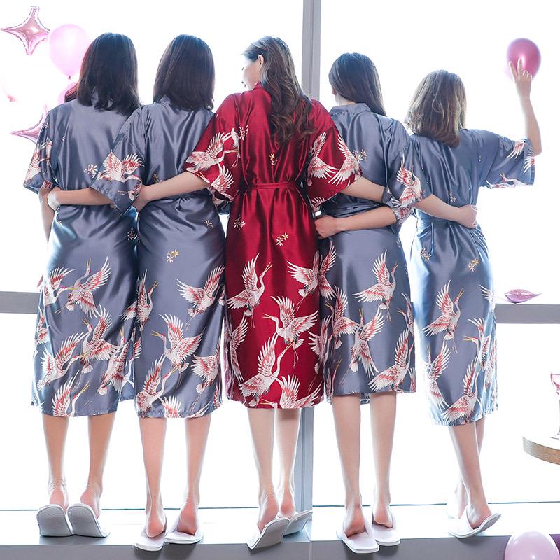 Women's Imitation Silk Bridal & Bridesmaid Robe - Plus Size, Perfect for Wedding Party or Best Friend Gift