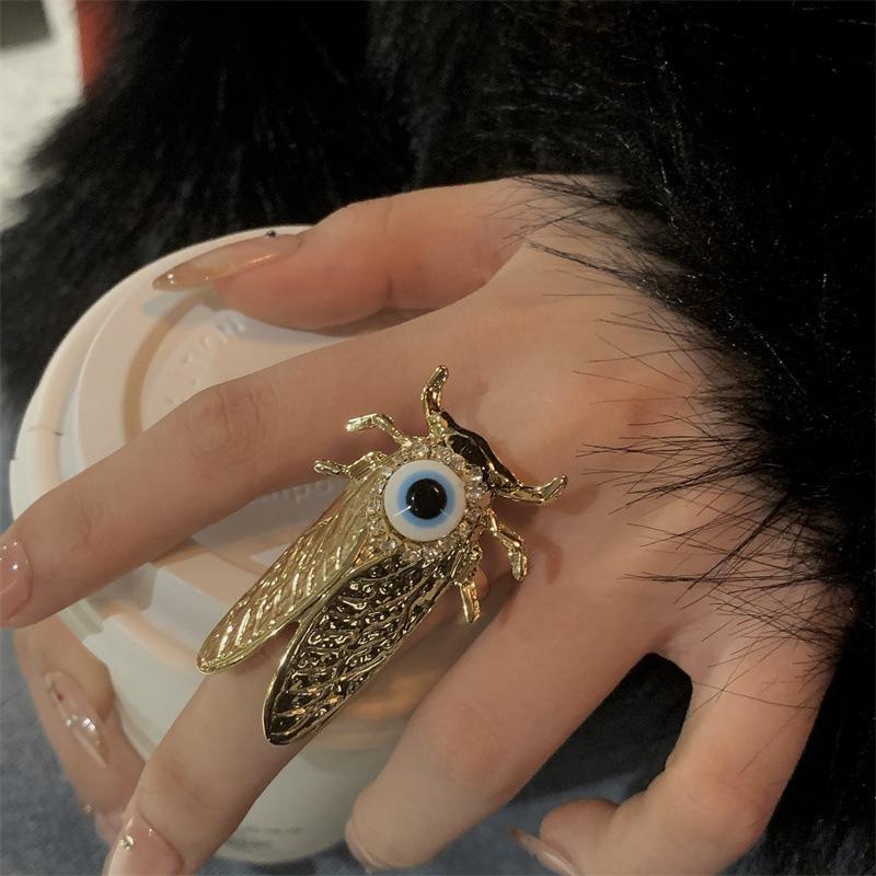Vintage Blue Evil Eyes Insect Ring for Women Girls Exaggerated Unique Metal Animal Finger Ring Party Jewelry Gifts