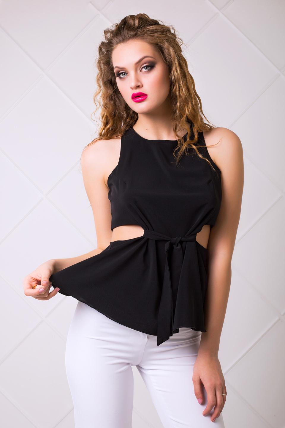 

Блуза Девайс Luzana M чорний