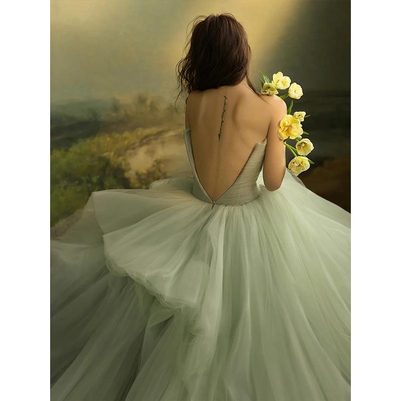 Svatební šaty nové 2025 retro optimalizace cestovní fotografie móda síťovaný tubový top otázka vílí plynová vlečka šaty