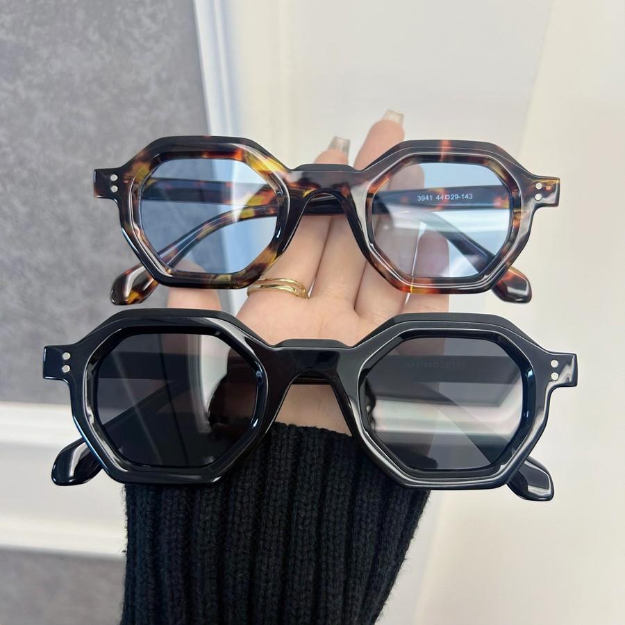 Classic Fashion Sunglasses Women Menshoupai