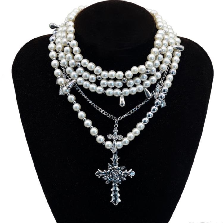 Fashionable Diamonds Sturdy Alloy Crosses Choker Necklace Pendant with Elegant Pearls Jewelry Accessory for Girls