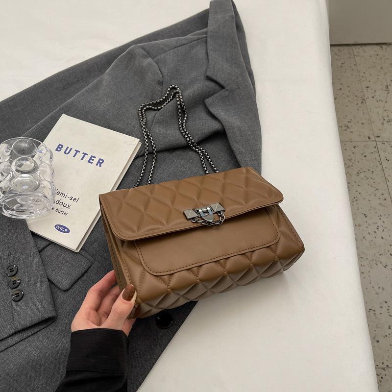 

1 проста і стильна сумка через плече з діамантовою сіткою, сумка через плече з металевим ланцюжком для жінок, сумки та сумки для щоденного відпочинку кавовий