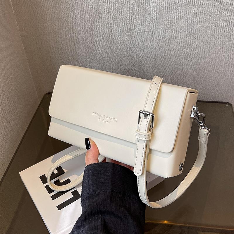 Women's Single Shoulder Crossbody Bag High-quality Red Bags for Commuters Small Square Bag Pop Versatile Retro Trendy New