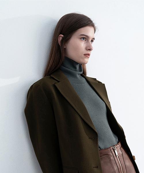 Avamolly Two-Tone Turtleneck Knit (Khaki) Khaki/Free