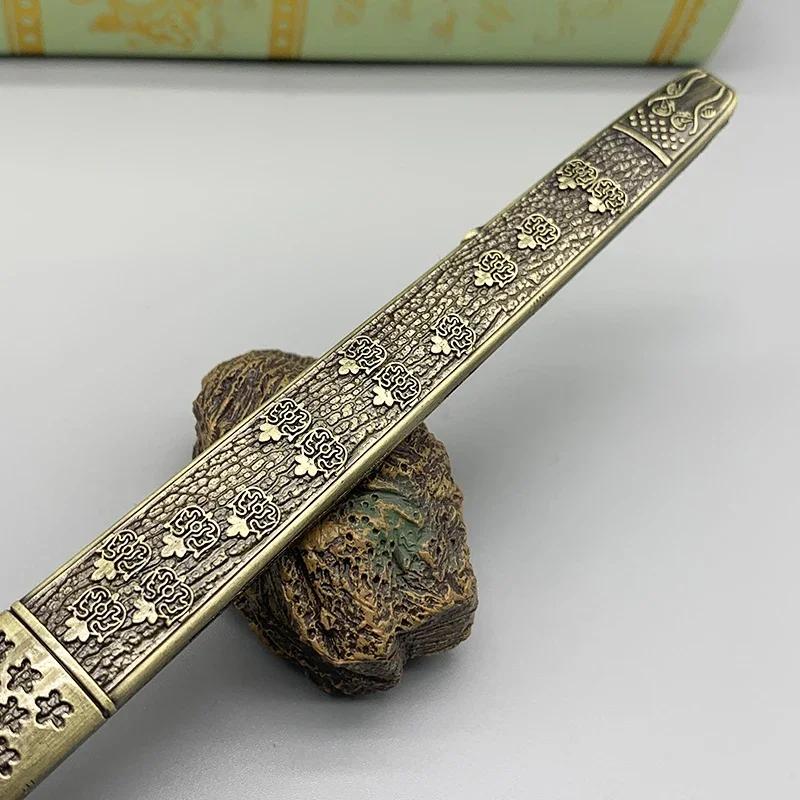 22cm Spada Grande del Cavaliere Bandito Anello delle Armi Metalliche ER Modello Replica Autentica del Gioco Lega di Zinco Decorazione da Collezione Giocattolo