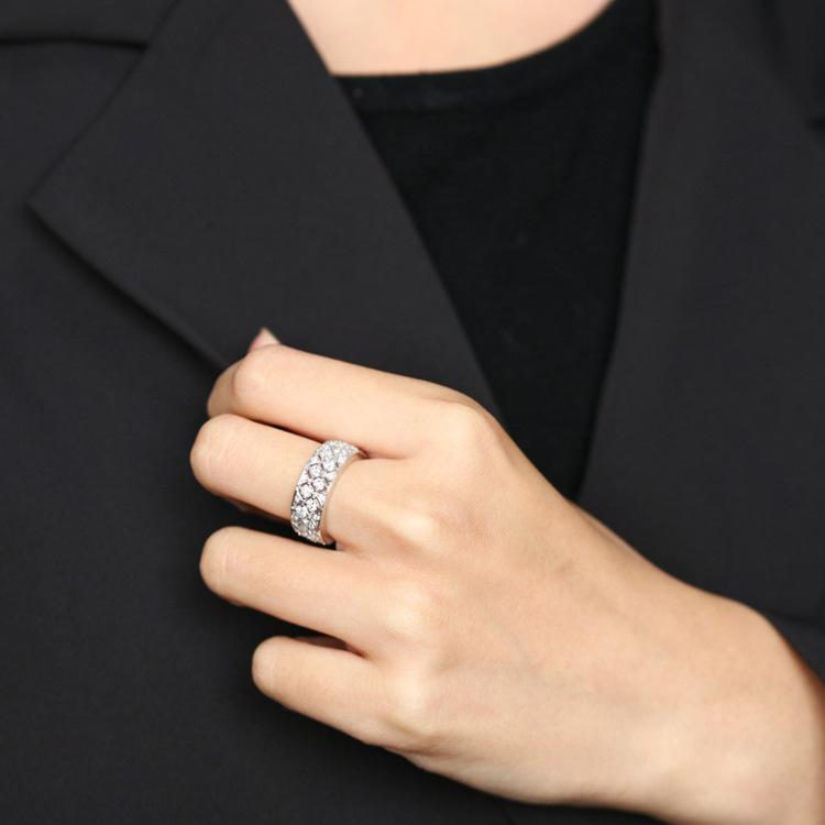 Platinový diamantový prsten Kontrola Plný diamant Módní dívčí prsten Super Lesklý Luxusní Ukázat Velké Peníze