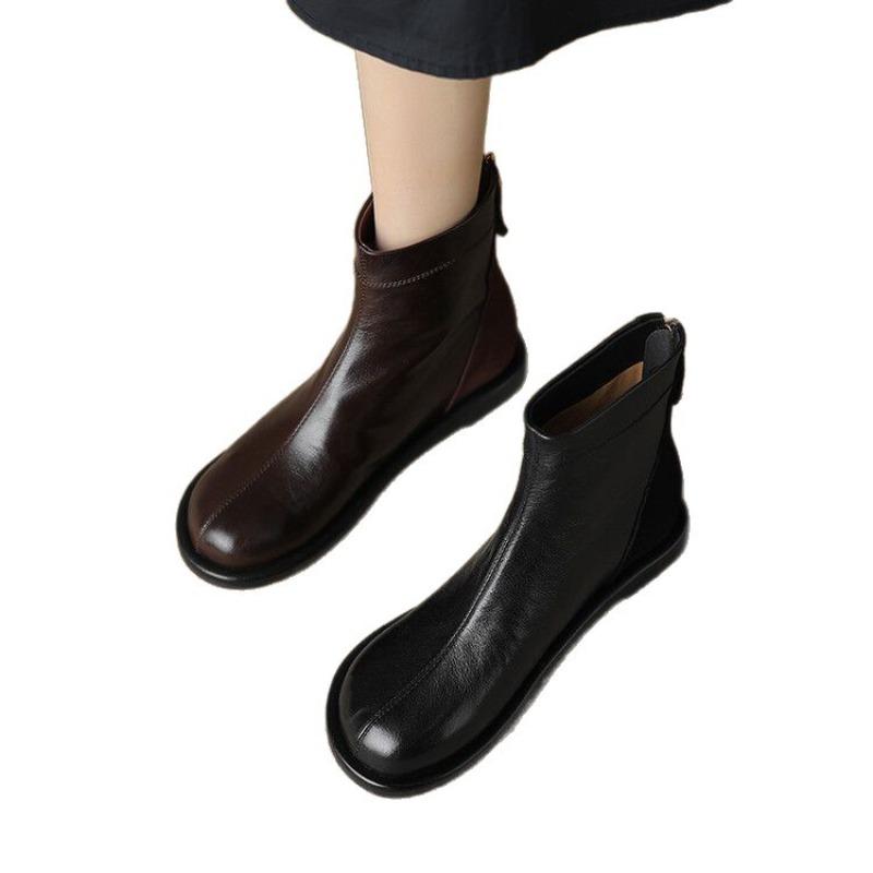 Retro Fashion Versatile Flat Shoes for Autumn and Winter Short Boots