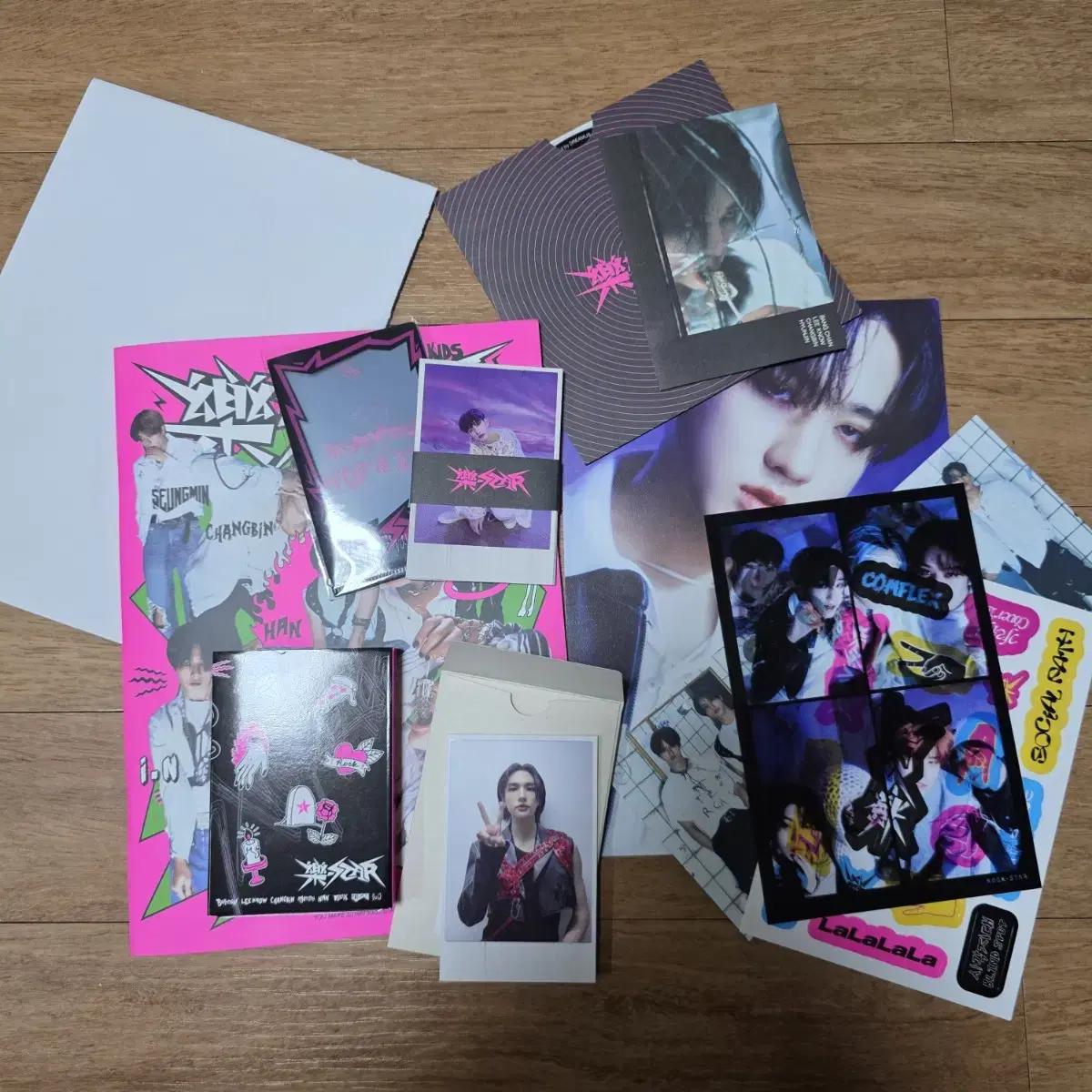 

Straykids Rockstar Mini Album Set