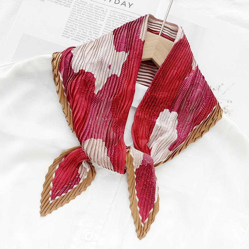 Retro Color Block Crinkled Square Scarf - 70cm Pleated Neckerchief in Imitation Silk for Women