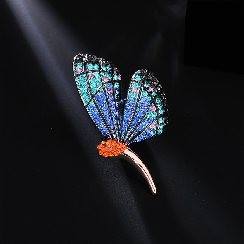 

Синяя бабочка Брошь Высококачественная Изысканная Женская 2024 Новая Брошь Синяя бабочка Брошь Элегантные Ретро Аксессуары