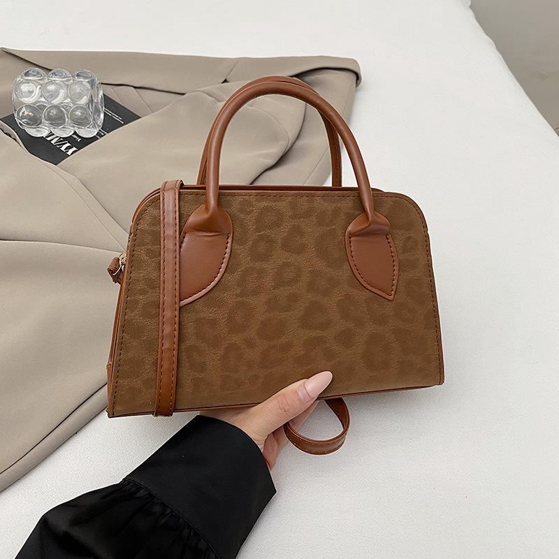 

Leopard Handbags Small Top-handle Bags For Daily Used, Commuting, Casual Women s Crossbody Shoulder Bags For Gift 26x16x8cm коричневий