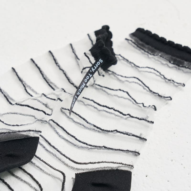 SORRY TOO MUCH LOVE SeeThrough Stripe Socks_Black