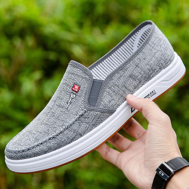 Men's Flat Bottom Casual Driving Cloth Low Top Canvas Breathable and Light Old Beijing Lazy Work Shoes Plus Size