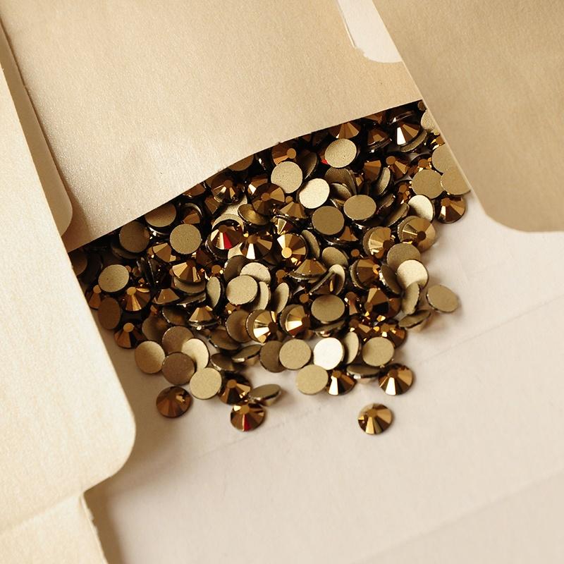 Cheap Price  Glass Crystal Rhinestone Non Hotfix Bulk  for Garment Accessories
