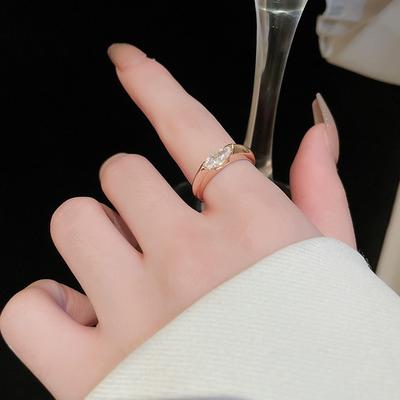 Einfacher Zirkon quadratischer Rhombus offener Ring Mode vielseitiger Ring Temperament Schmuck Damen High-Sense