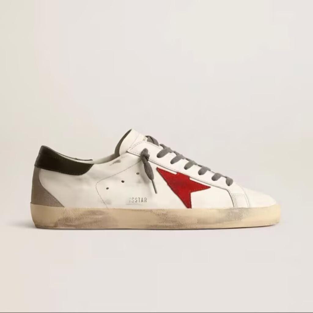Unisex Retro Distressed White Shoes: Versatile, Height-Enhancing Korean GG Star Design