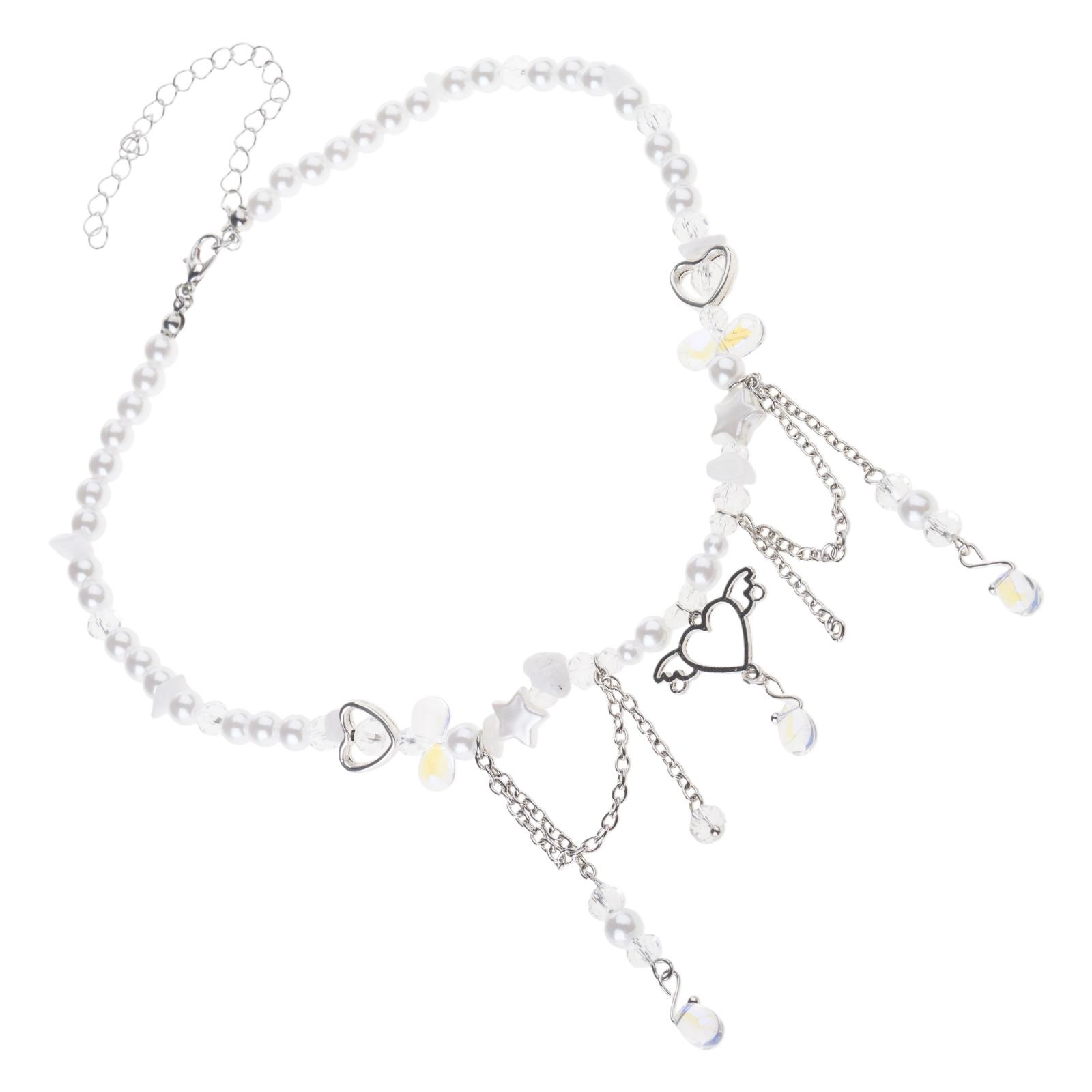 

Элегантное ожерелье с подвеской в виде сердца, украшенное кисточками, для модных женщин, стремящихся к изысканному стилю.