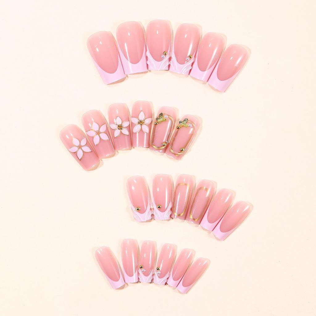 European and American Press-On Nails with Rhinestone Floral Design - Medium Length, Contrasting Colors
