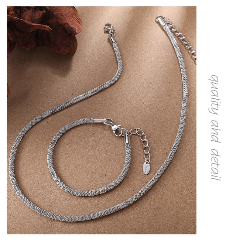 Meier Elegant bracelet and necklace set - fade-resistant, fashionable, and versatile mesh chain jewelry