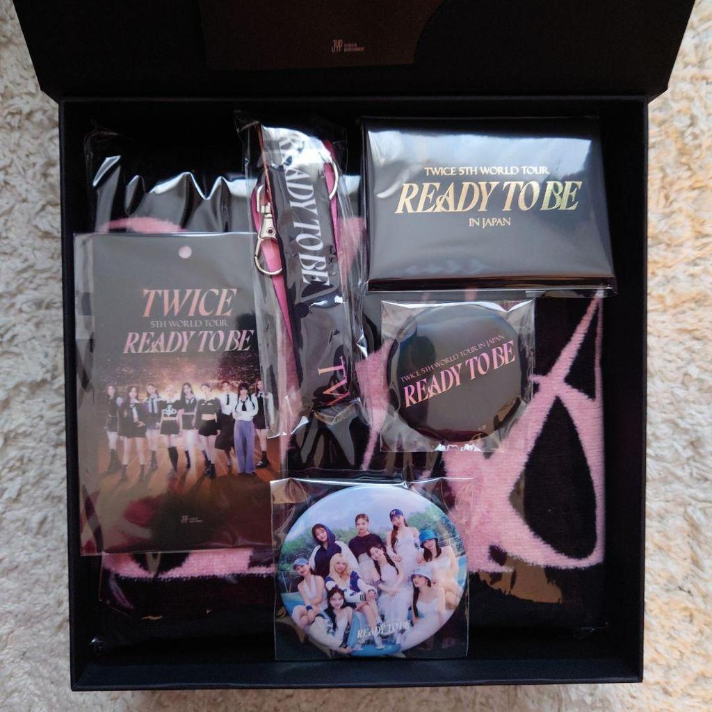 [USED] TWICE Upgrade - Tokyo Ajinomoto Stadium Special Offer