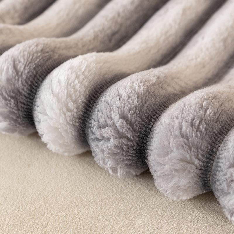 Luxury Winter Warm Flannel Sofa Towel Soft Velvet Sectional L-shaped Sofa Cover for Living Room Anti-slip Couch Cover