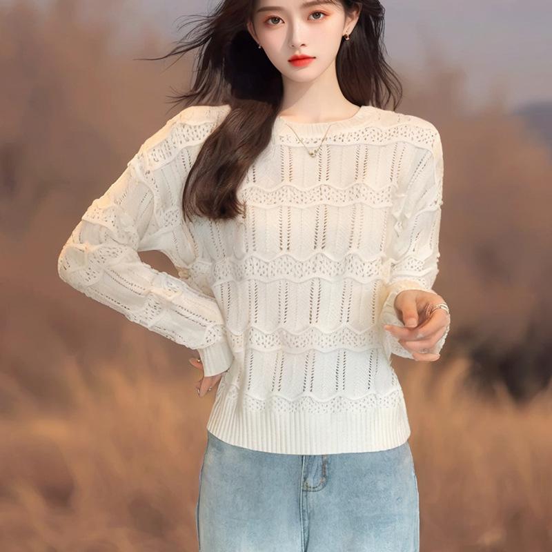 2025 Autumn Chic White Knit Sweater for Women - New Loose, Cozy Design