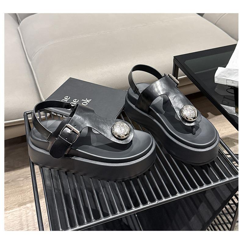 Muffin platform toe sandals women's summer new casual lightweight metal buckle fashion seaside vacation beach shoes