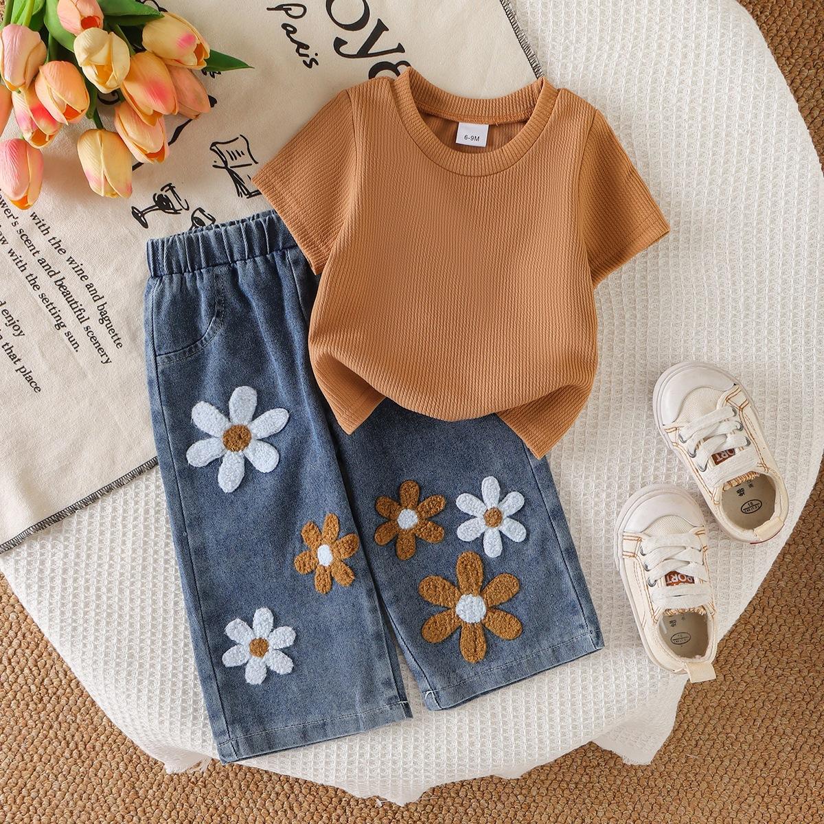 

Girls Fashionable Khaki-colored Suit Summer Children s Casual Short-sleeved Top Printed Denim Pants Two-piece Set 6-9m хаки