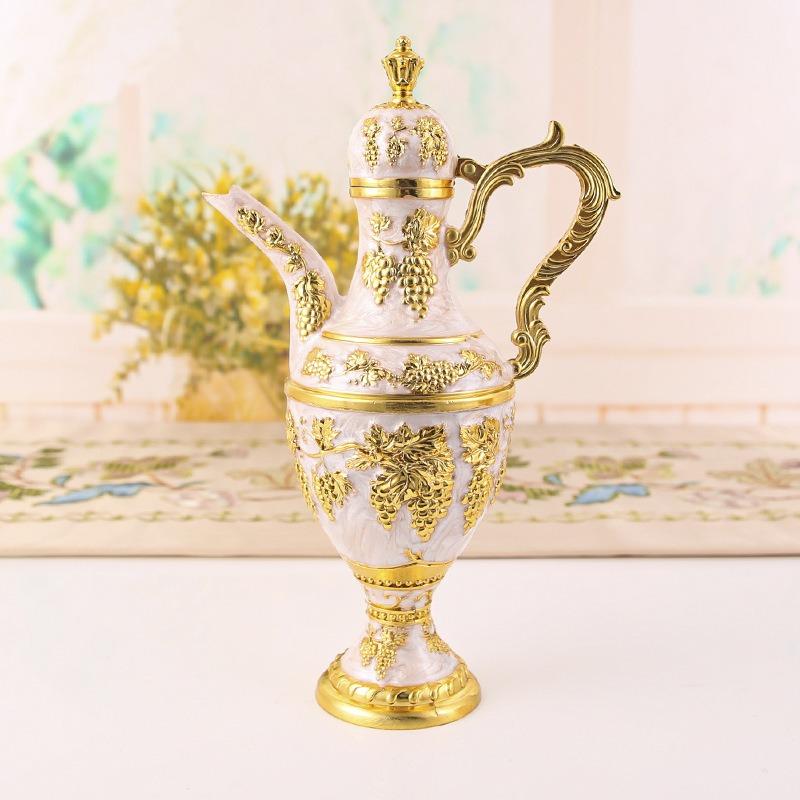 1 Sada Evropský Retro Palácový Vinný Set Domácí Svatba Sváteční Potřeby Kovový Dárek Kapesní Ploskačka Set Ozdoby Vánoční Dárek