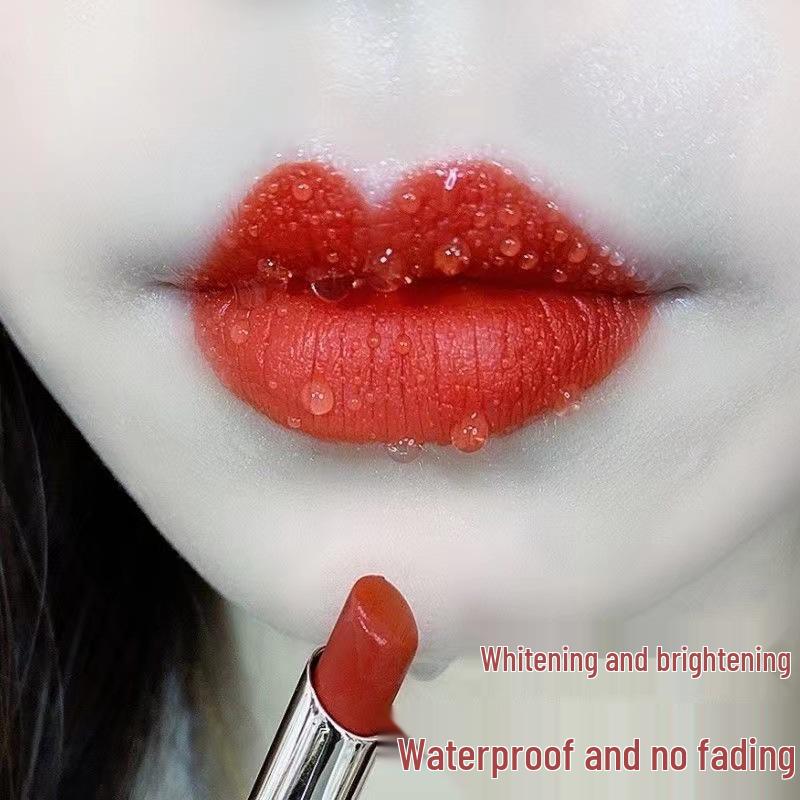 Cinnamon Milk Tea Waterproof Lip Gloss: Non-Fading, Moisturizing, Non-Stick, Long-Lasting, Brightening for Bare Skin.