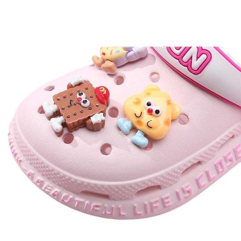 Summer Childrens Stylish Hole Shoes For Girls With Soft Antislip Eva Sole