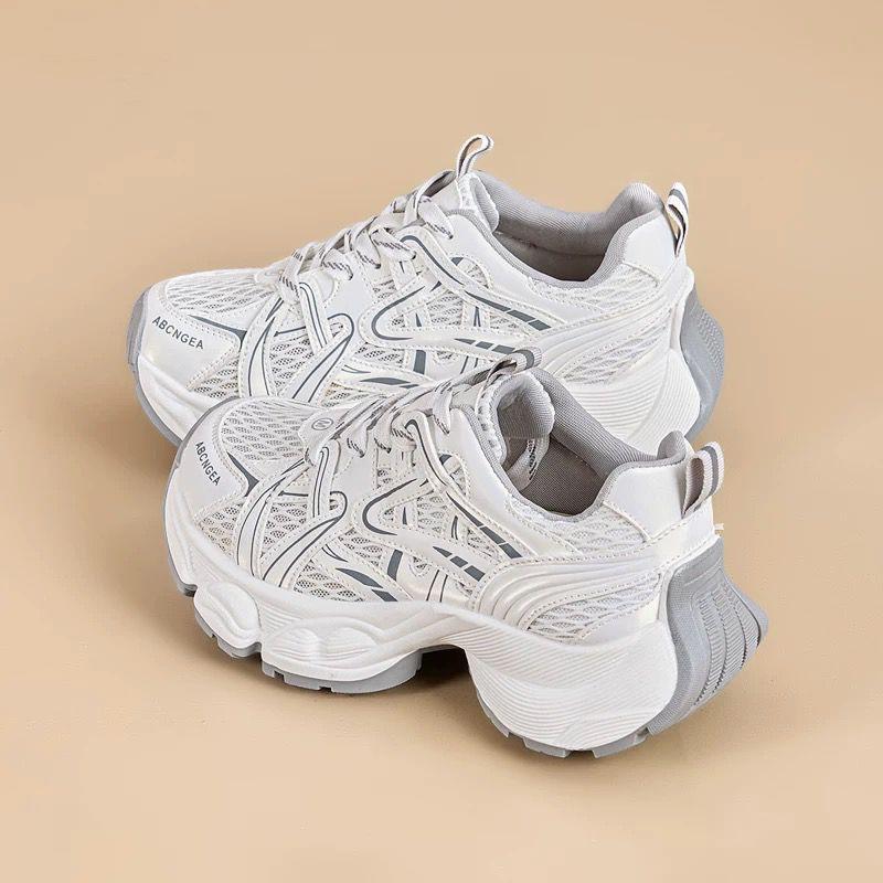 Spring and summer single net breathable dad shoes 2025 new fashion trend fried street thick sole heightening casual versatile sports shoes