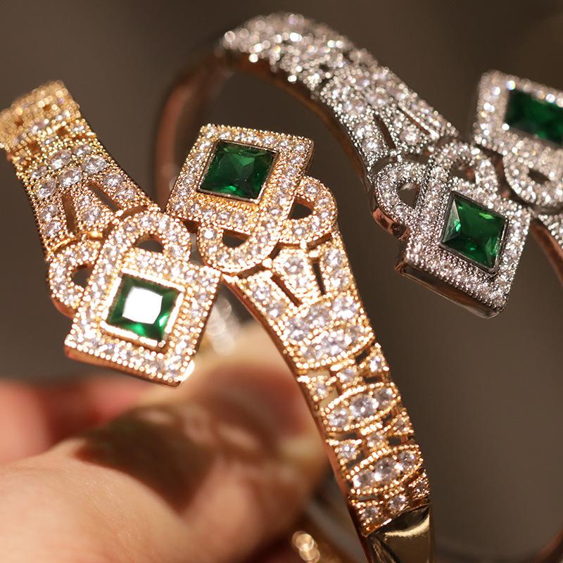 2026 New High-end Super Flash Zircon Nail Bracelet, Personalized Square Emerald Open Bracelet Jewelry