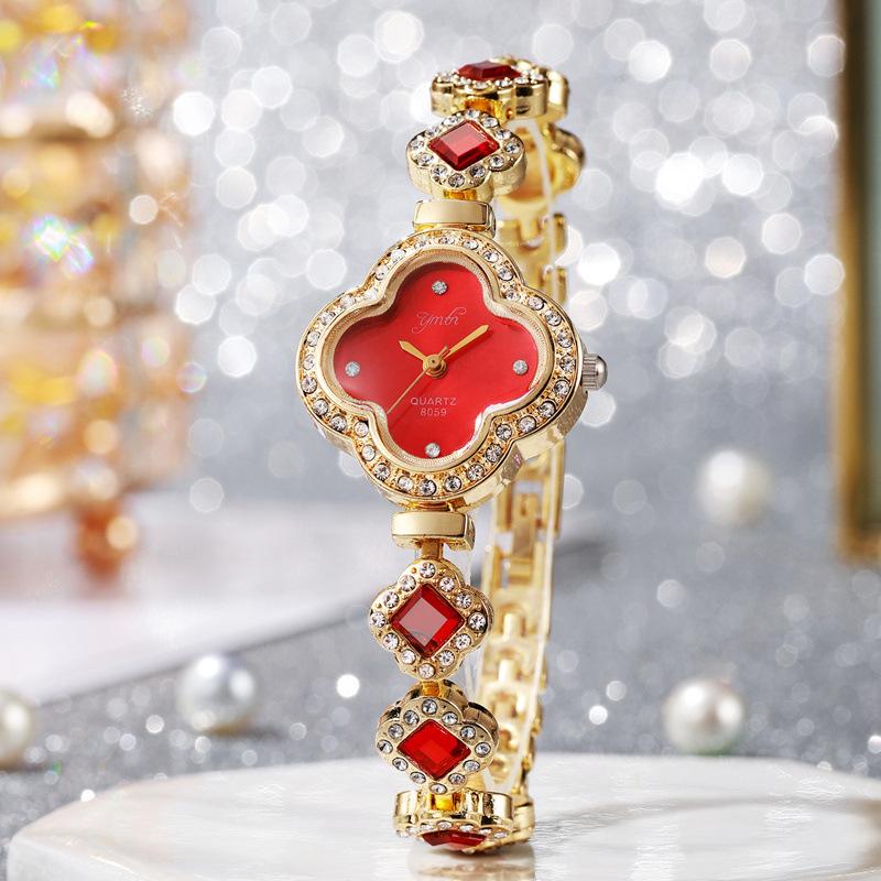 

Новые модные женские часы женские Four Leaf Clover Small Dial Advanced Light Luxury Watch красный