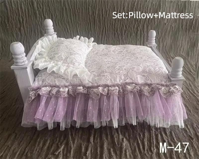Newborn Lace Photography Mat with Posing Pillow - Soft Baby Mini Mattress Ideal for Infant Photo Shooting Essential Photo Props