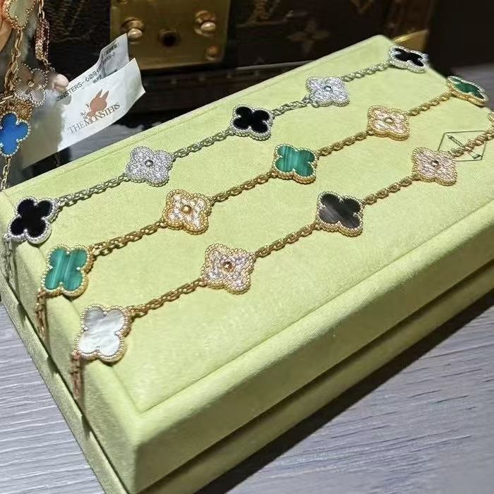 Women's Four-leaf Clover Bracelet Zircon Flower Bracelet Fashionable Exquisite Bracelet Temperament High-end Hand Jewelry