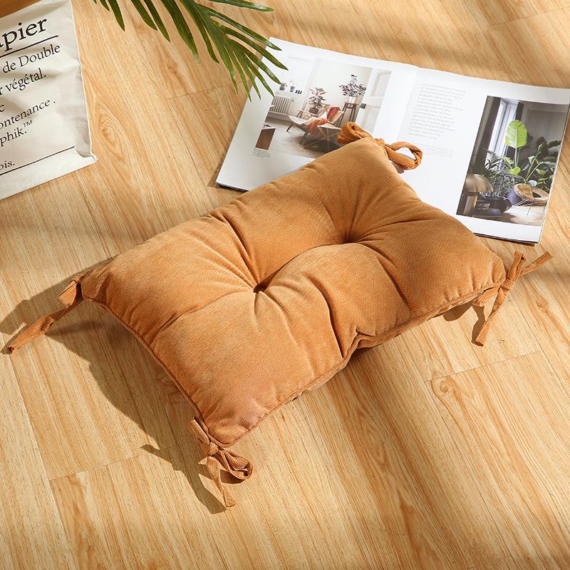 

Вельветовая подушка-футон для эркерного окна, медитации или татами-пола. 30x45 cm