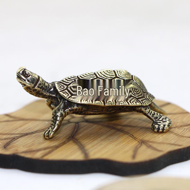 Feng Shui Bronze Turtle Ornaments: Retro Solid Copper Longevity Turtle Tea Pet and Lid Holder.